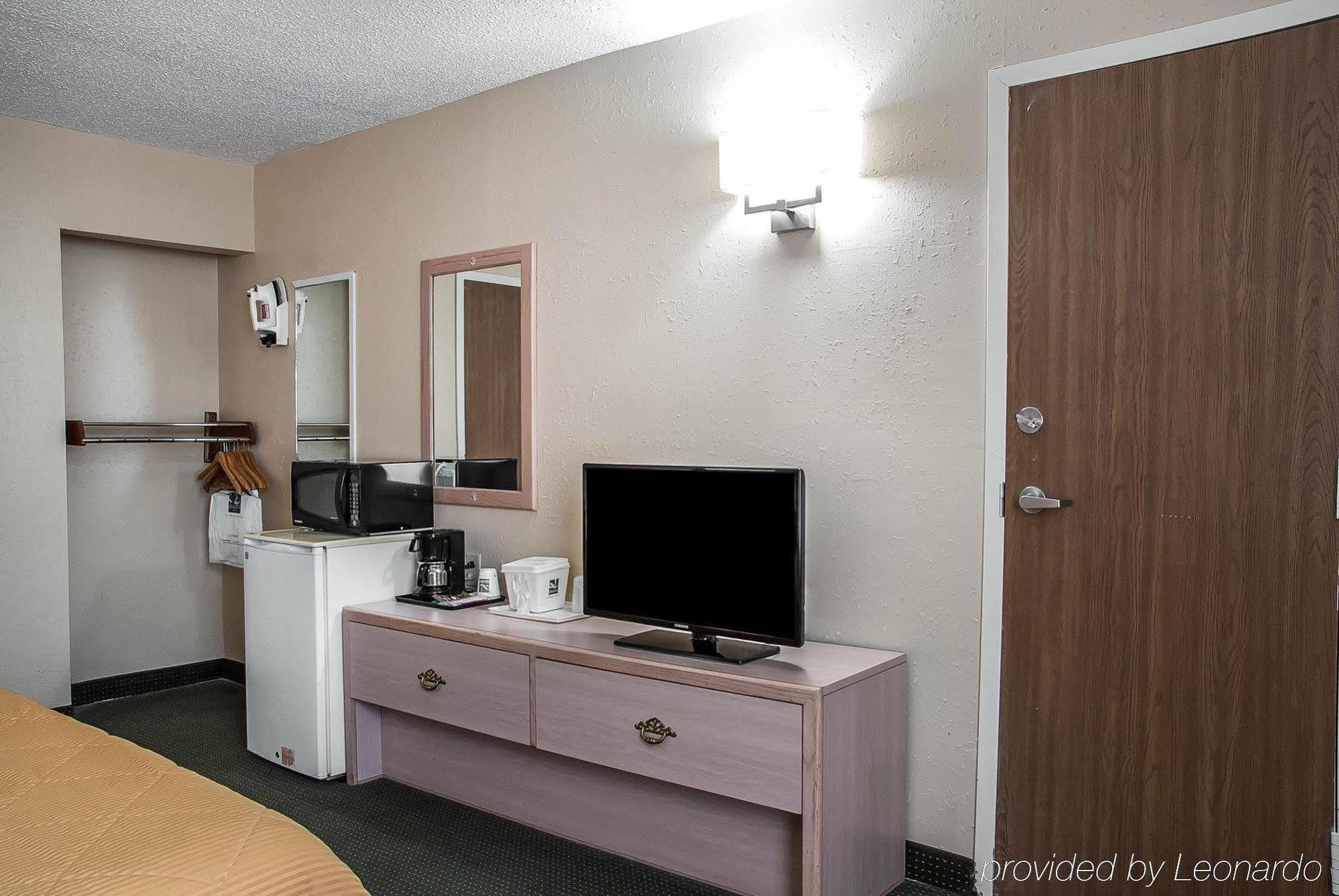 Quality Inn Near Six Flags St. Louis Pacific Ngoại thất bức ảnh